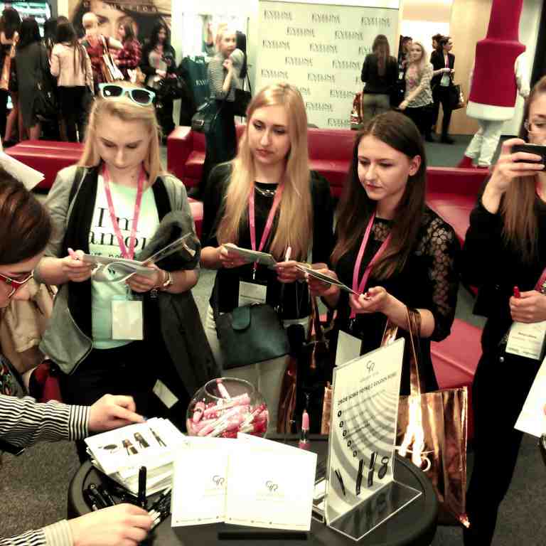 Stoisko z kosmetykami Golden Rose na konferencji Meet Beauty!