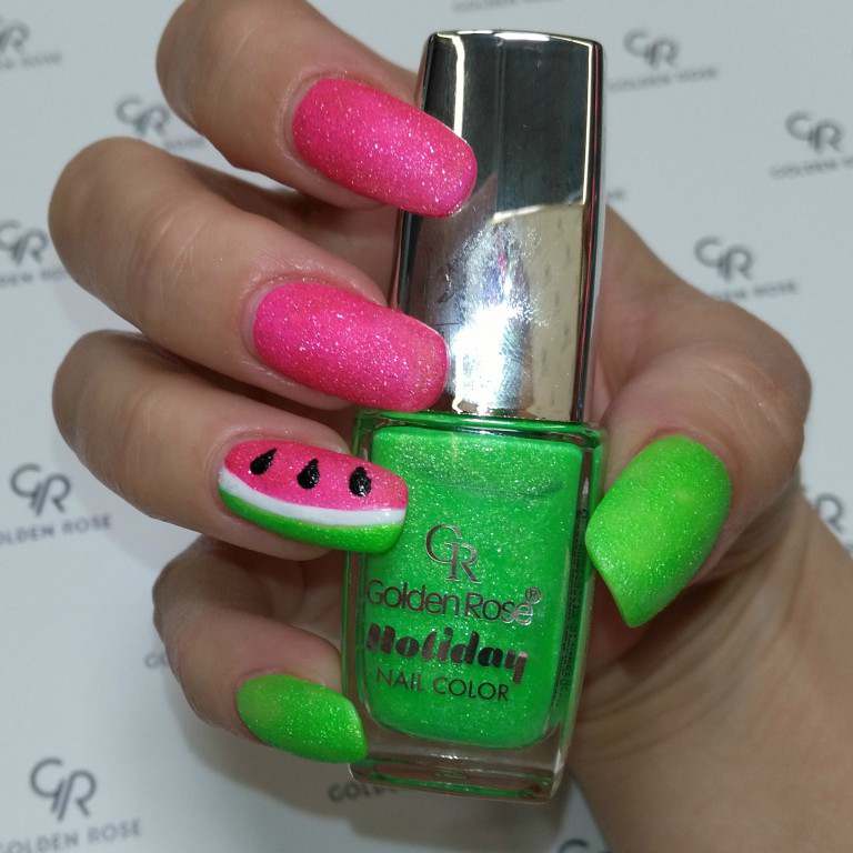 Tworzymy owocowe stylizacje paznokci świetne na wakacyjne upały!