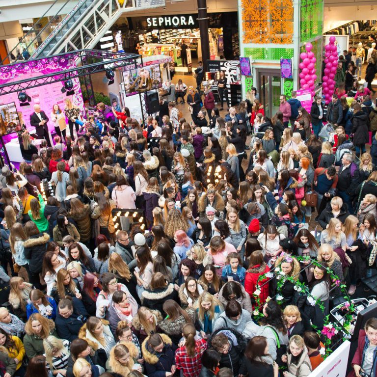 Wielkie malowanie podczas tegorocznych targów Meet My Make Up