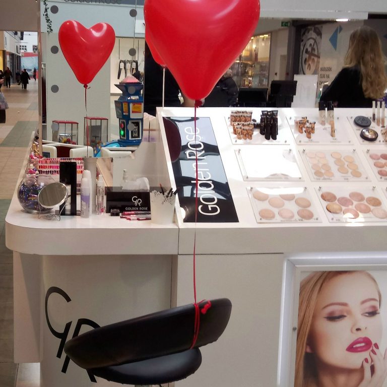 Wyjątkowa akcja z makijażem ust, dobieraniem kolorów i rabatem!